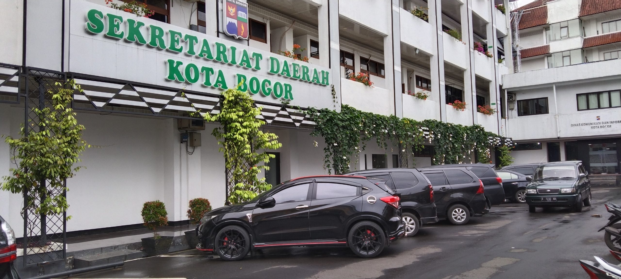 10 Pejabat Bertarung di Open Bidding