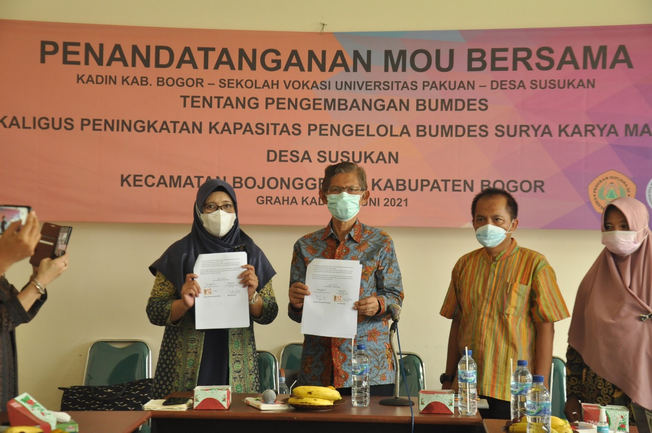 Sekolah Vokasi Pakuan dan KADIN Teken MOU, Kembangkan BUMDES Susukan