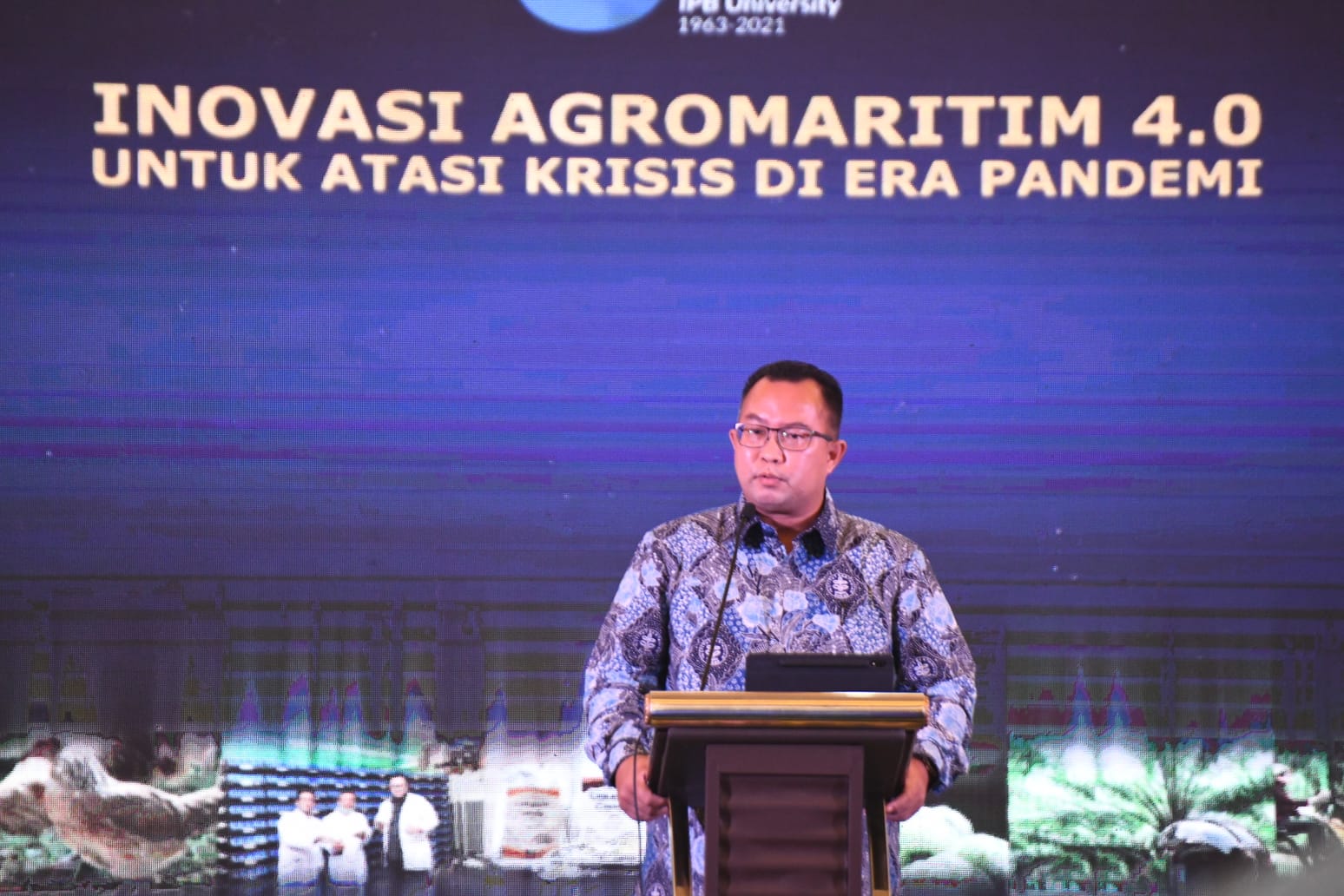 Rektor IPB University Sodorkan Konsep Ekonomi Baru Era New Normal
