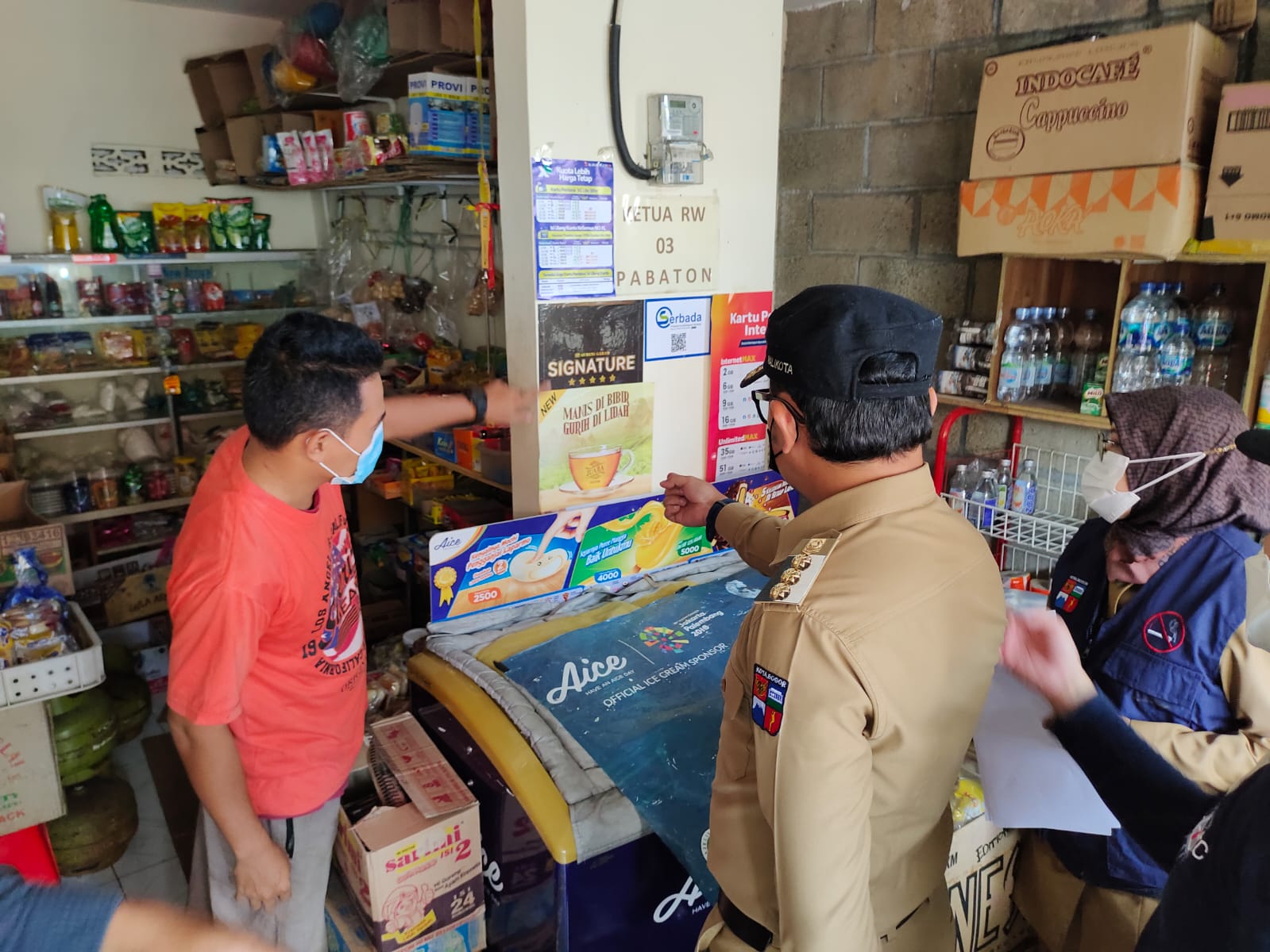 Sidak KTR, Bima Temukan Iklan Rokok Terselubung