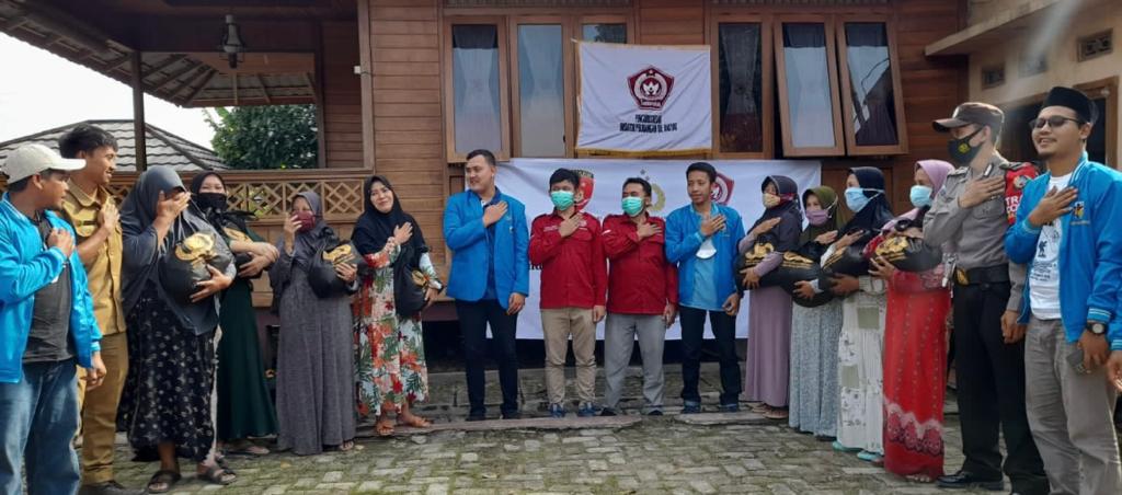 Kolaborasi Dengan PB INSPIRA, Polri Awali Tahun 2022 Dengan Berbagi