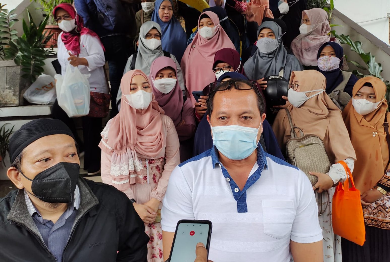 Guru Tuntut Plt. Kepala Sekolah At-Taufik Dicopot, Yatib Sesalkan Pernyataan Kadisdik 