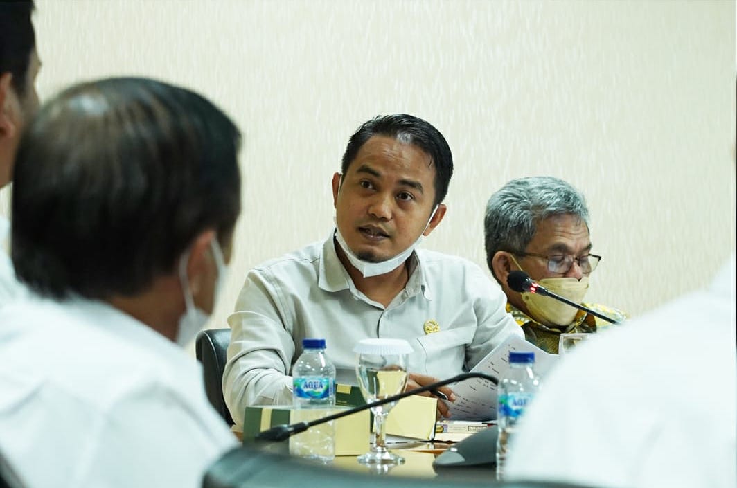 Komisi III Minta Pemkot Fokus Perbaikan Jalan MA Salmun