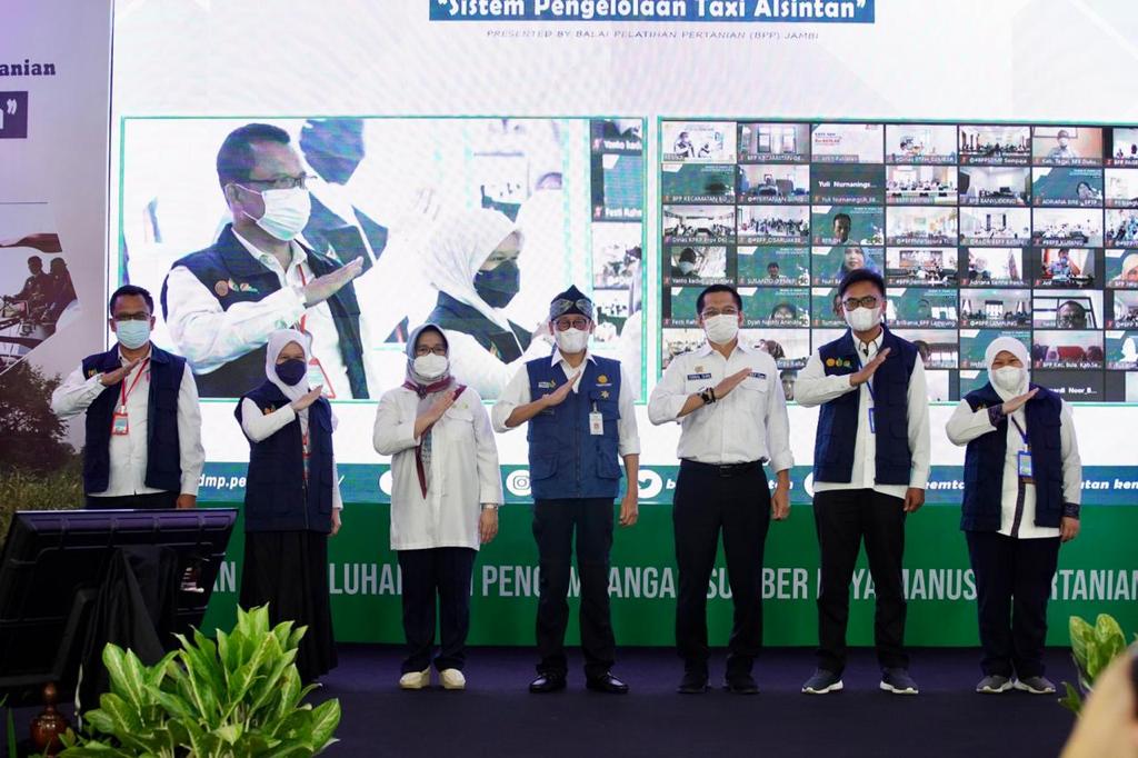 Maksimalkan Penyerapan KUR, Kementan Launching Aplikasi Pelaporan KUR Pertanian