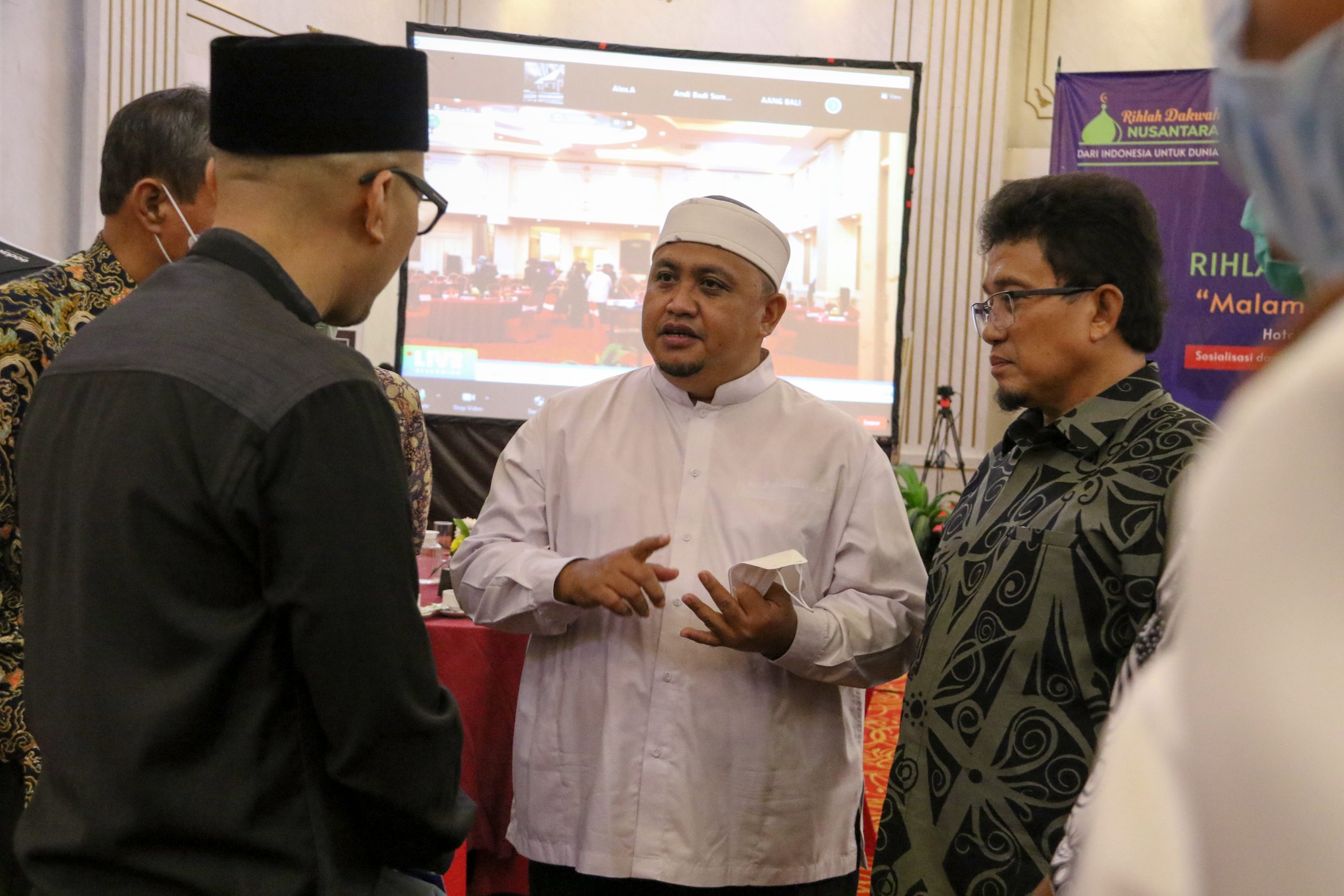 Atang Dukung Pembangunan Pondok Pesantren Indonesia di Amerika