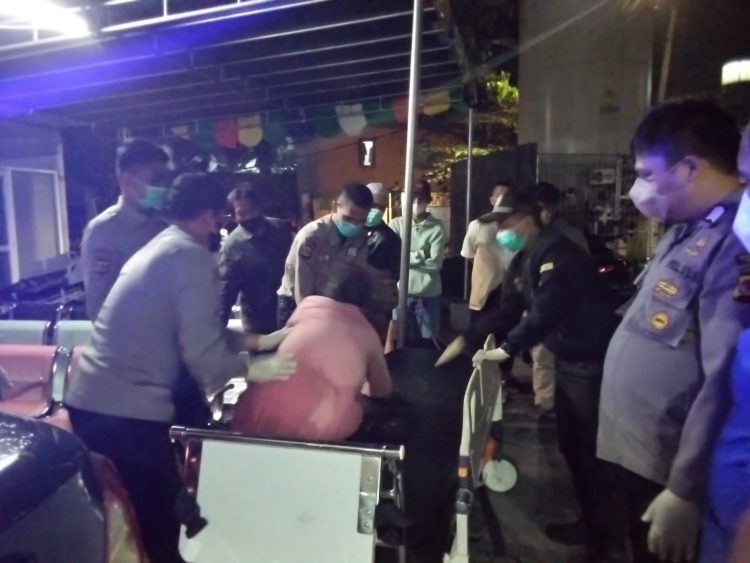 Astagfirullah! OTK Buang Seorang Lansia di Sebuah Got Kawasan Ciawi