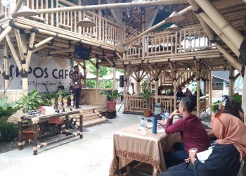 D’Royal Tapos Gelar Lomba Karaoke 