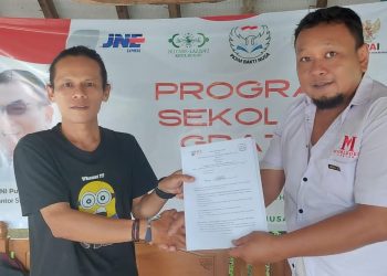 Peduli Pendidikan, Forum Wartawan Fasilitasi Sekolah Gratis 