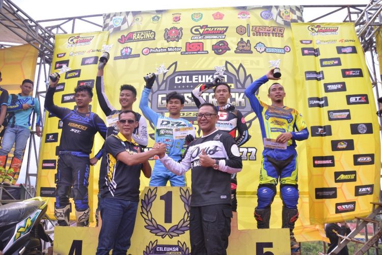 Bangkitkan Ekonomi Warga, Plt Bupati Bogor Apresiasi Cileuksa Grasstrack Open 2022
