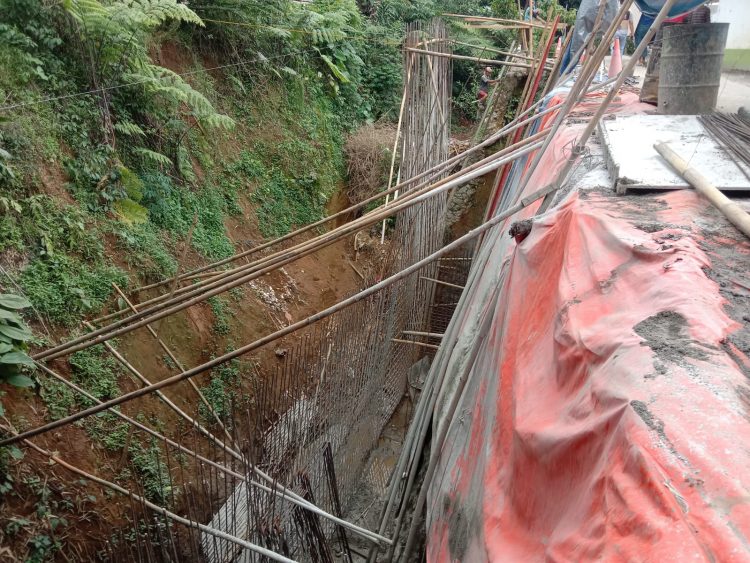 Telan Dana Hampir Rp1 Miliar, Proyek TPT di Mulyaharja Terancam Mangkrak