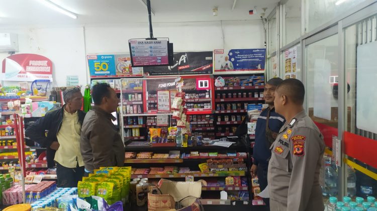 Aksi Perampokan Minimarket Berhasil Digagalkan Karyawan
