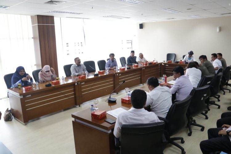 Dewan Minta Satpol PP Segel 4 Cafe Bodong