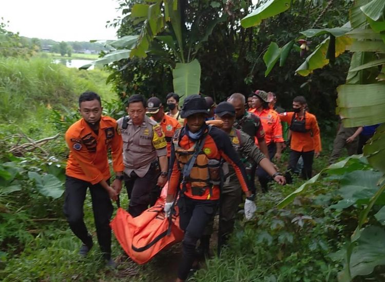 Setelah Pencarian Satu Malam, Akhirnya Tim Gabungan Temukan Jasad Siswa SMK di Danau Bonardo 