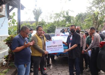 Direksi Tirta Pakuan Terjun ke Lokasi Bencana Cianjur dan Beri Bantuan Untuk Para Korban