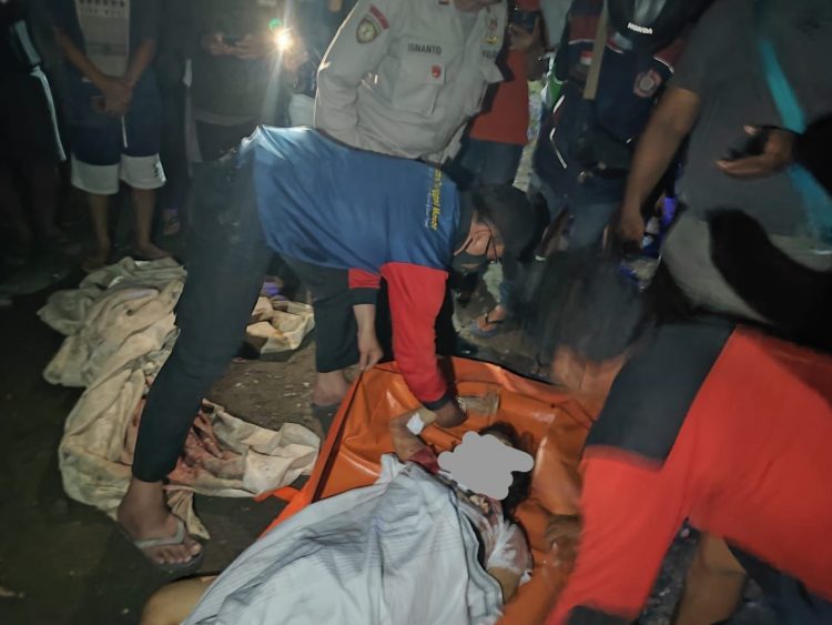 Miris! Jasad Mayat Wanita Penuh Luka Ditemukan Pemulung 