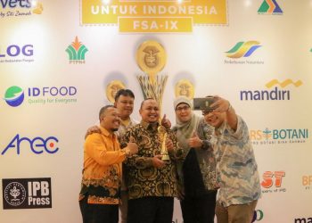 Keren! Ketua DPRD Kota Bogor Atang Trisnanto Raih Penghargaan Pada HA IPB Award 2022