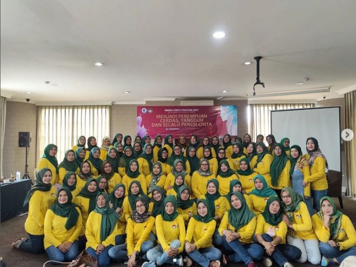 Seminar DWP Tirta Pakuan Hadirkan Pakar Keluarga