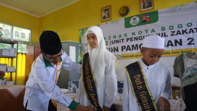 Baznas Kota Bogor Lantik UPZ SDN 2 Pamyonan dan Duta Zakat Gemar Infaq