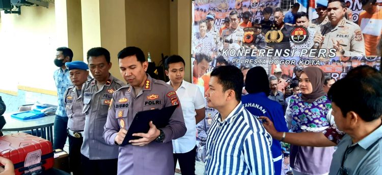 106 Orang Tertipu Umroh Murah, Kerugian Capai Rp1,8 Miliar 