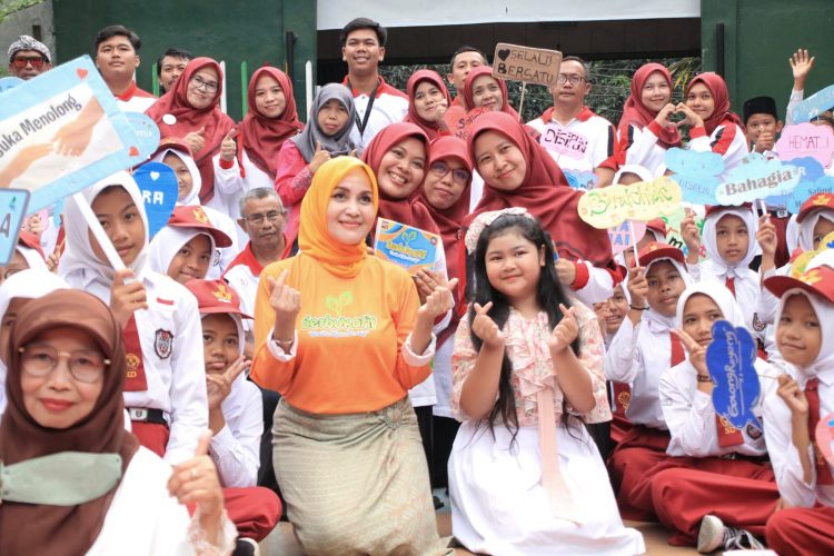 Yantie Rachim Gencarkan Program Serbukatif ke Sekolah