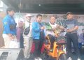 MS Rogoh Kantong Sumbang Dua Motor listrik Untuk Warga Kemang
