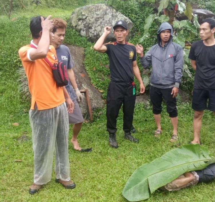 Innalilahi, Pasutri di Megamendung Hanyut di Sungai Ciesek