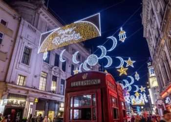 Happy Ramadan, Indahnya Warga London Sambut Ramadan