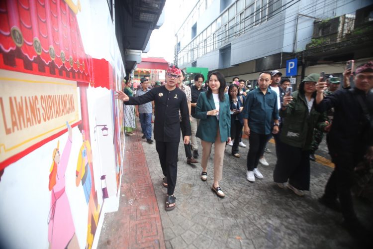 Bima Arya Launcing Pusat Kuliner Legend Rangga Gading, Pesan Makanan Bisa Tinggal Klik