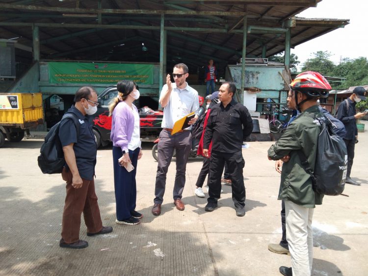 Keren! Kolaborasi Dengan WWF, Perumda PPJ Akan Bangun TPS3R di Area Pasar Jambu Dua