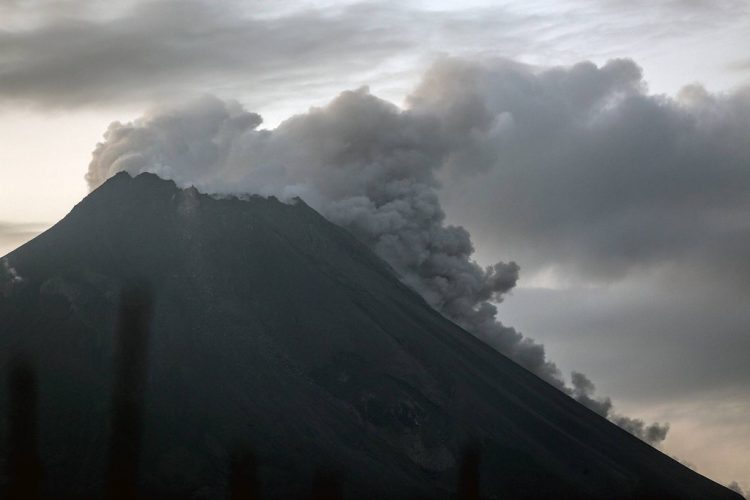 Erupsi Lagi, Ini Berita Terbaru Gunung Merapi