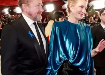 Ungkap Makna Pita Biru Kecil di Acara Oscar 2023