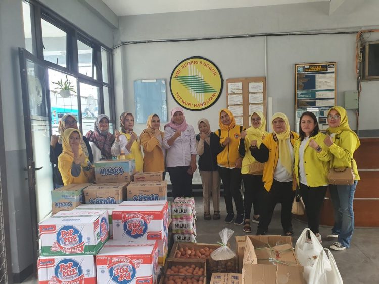 Peduli Korban Tanah Longsor, HWK Kota Bogor Salurkan Bantuan
