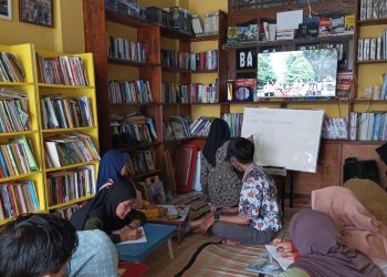 Lentera Pustaka, Taman Bacaan Masyarakat Berantas Buta Aksara