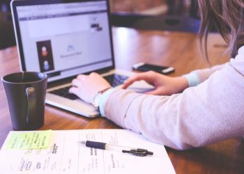 Banyak Keuntungan! Content Writer, Pekerjaan Ramah untuk Perempuan