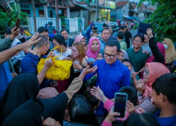 Bima Arya Berburu Takjil di Bundaran Yasmin