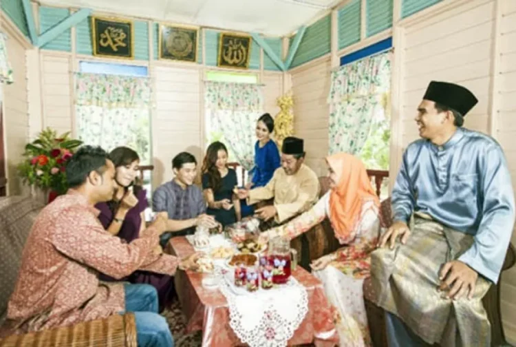 Terkesan Sepele, Pertanyaan Ini Cukup Nyelekit dan Menyebalkan di Hari Lebaran