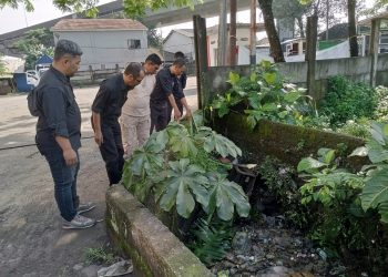Perumda PPJ Bersihkan Sampah Yang Jadi Sumber Bencana Banjir