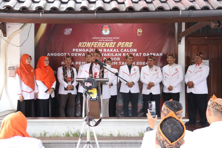 PKS Partai Pertama Daftar Bacaleg ke KPUD Kota Bogor