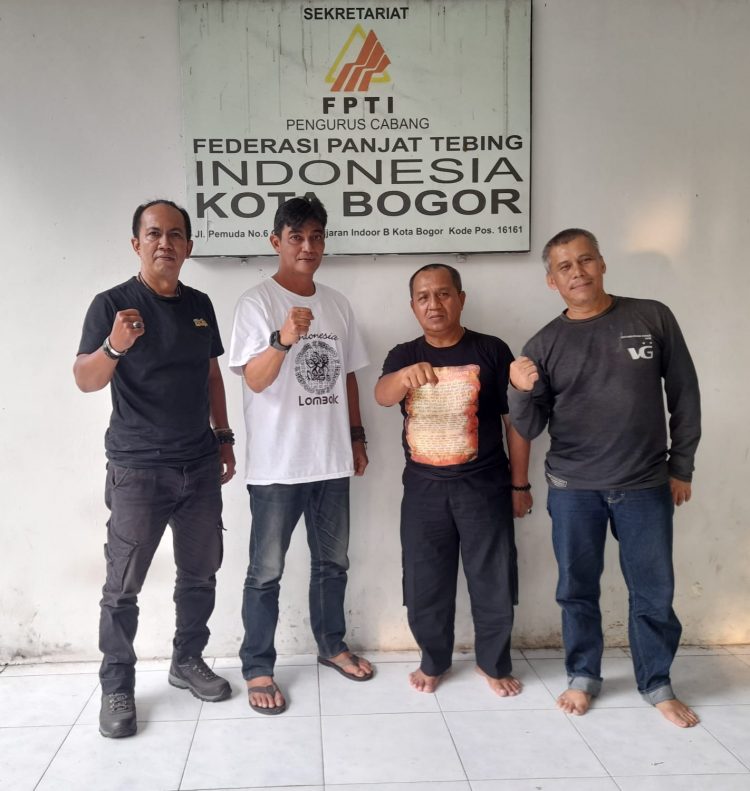 Ngamumule Tugu Kujang, FPTI Siap Kembali Ngumbah Kujang di HJB ke 541