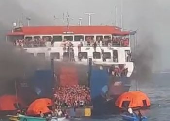 Astaghfirullah! KMP Royce 1 Kebakaran, Api Diduga dari Bus yang Terbakar