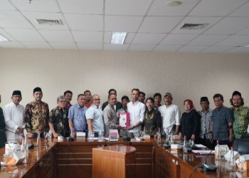 Tampung Aspirasi Paguyuban PKL, Komisi II Minta Pemkot Perhatikan Nasib Pedagang