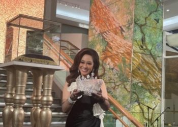 Mewah! The Shimmering Hope, Mahkota Miss Universe Indonesia 