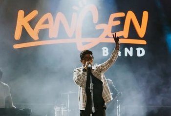 Sukses! Kangen Band Bikin Penonton Singaraja Fest Ikut Bernyanyi