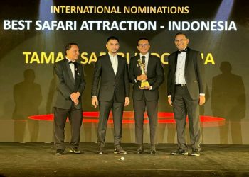 Taman Safari Indonesia Terima Penghargaan Pencapaian Pelestarian Satwa Liar Terbaik dari Malaysian Association of Theme Parks and Family Attractions