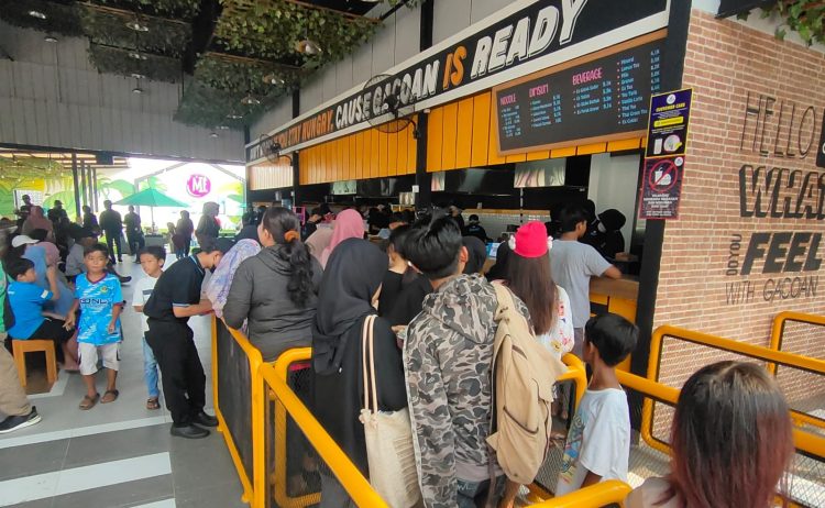 Nekat Launching, Satpol PP Ingkar Janji Segel Resto Mie Gacoan Jalan Sholis 