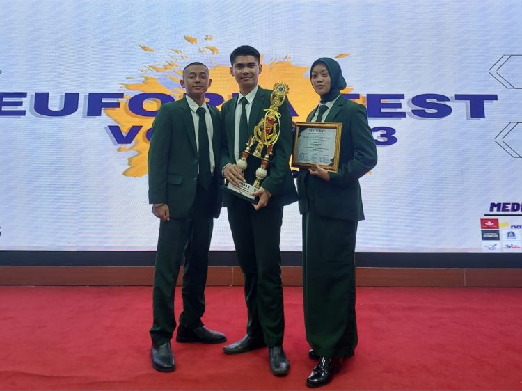 Sabet Juara 2 Lomba Debat Nasional, Siswa Polbangtan Kementan Toreh Prestasi Membanggakan