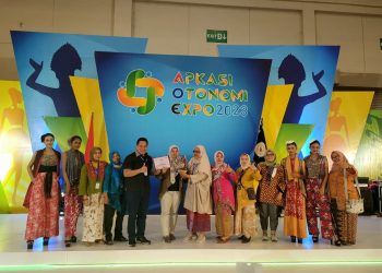 Usung Kearifan Lokal, Pemkab Bogor Sabet Juara Pertama Fashion Show Wastra Nusantara di APKASI Otonomi Expo 2023