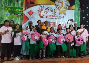 Satu Tahun mengabdi, “Literasi” Berbagi