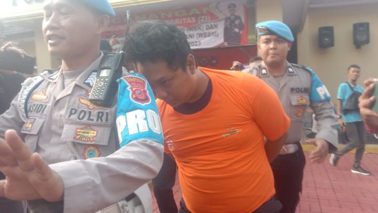 Cabuli Sejumlah Siswi, Oknum Guru SD Negeri Berakhir Dalam Jeruji Besi
