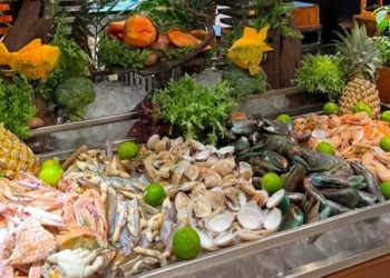 Liburan di Puncak, Temukan Citarasa Lautan di Seafood Vaganza Pullman Ciawi